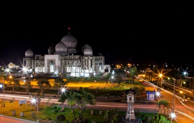 Masjid Islamic Center Kota Lhokseumawe (flickr.com)
