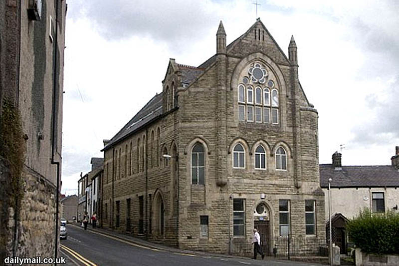 Gereja Tua di Inggris Berubah Menjadi Masjid