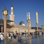 Masjid Nabawi di Madinah - Photo by Edsalayan