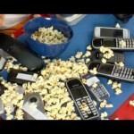 Video: Popcorn Bisa Dibuat dari Radiasi HP, Benarkah?