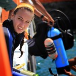 Artis yang sekaligus host "My Trip My Adventure" Nadine Candra Winata ikut meriahkan acara Pulau Weh Dive Festival di pantai Gapang, Sabang (Foto M Iqbal/SeputarAceh.com)