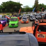 Sejumlah peserta kontes mengikuti acara TKCI gelar Meet Up Merah Putih di pelataran parkir Stadion Harapan Bangsa, Banda Aceh (Foto M Iqbal/SeputarAceh.com)