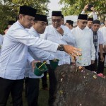 Bima Arya walikota Bogor ikut hadir ziarah makam massal di Ulee Lheue dalam rangka peringatan 11 tahun tsunami, Banda Aceh (Foto M Iqbal/SeputarAceh.com)