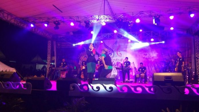 Meurandeh Band saat tampil di PHR Festival Sabang Fair 2016
