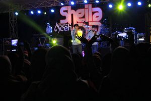 Grup musik Sheila On 7 konser di open stage Taman Budaya, Banda Aceh (Foto M Iqbal / SeputarAceh.com)