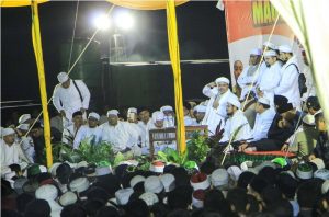 Suasana Ceramah Maulid di Lampulo Bersama Habib Rizieq