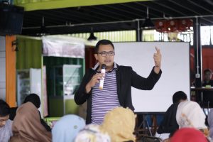 Jelang Akhir Tahun, Prodi PS IAI Almuslim Gelar Gathering “Sahabat Tersenyum”