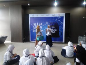 Keseruan Smong Box, Belajar Edukasi dan Kelas Inspirasi