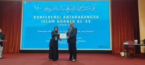 Keren, Rektor Kampus Paya Lipah Isi Konferensi Internasional di Brunei